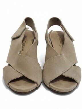 Pedro Garcia Suede Leather Block Heel Sandal In Taupe Size 7.5
